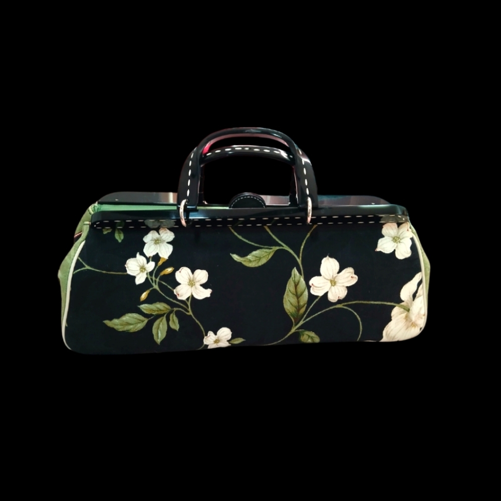 Isabella Fiore Clutch Purse